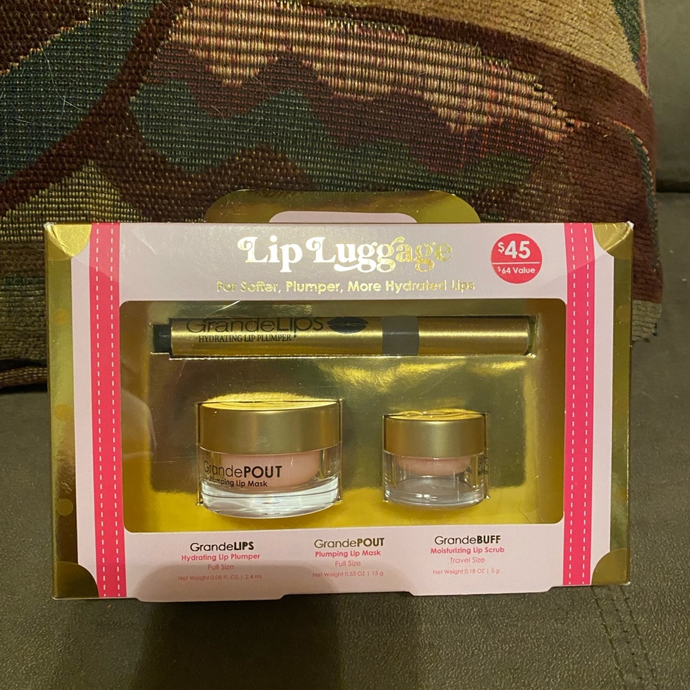Grande Cosmetics Lip Luggage set